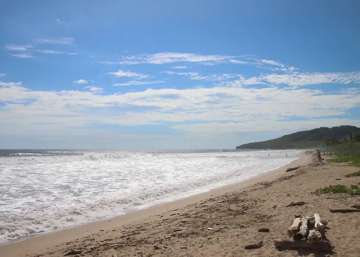 Steps To The Main Surf Break - 3 Bedroom House * Refundores
