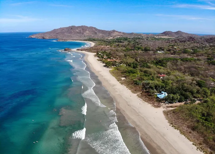 Steps To The Main Surf Break - 3 Bedroom House Сasa de vacaciones