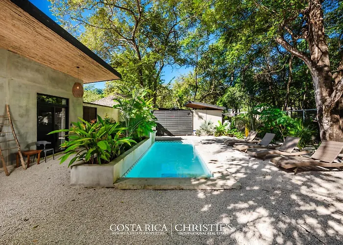 Steps To The Main Surf Break - 3 Bedroom House Сasa de vacaciones *